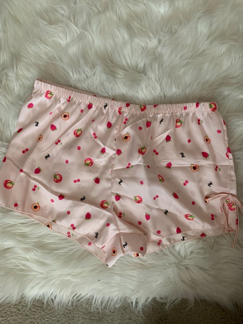 JUICY COUTURE Juicy Fruit Printed Satin Sleep Cami & Shorts Pajamas Set Sz LARGE - Picture 5 of 6